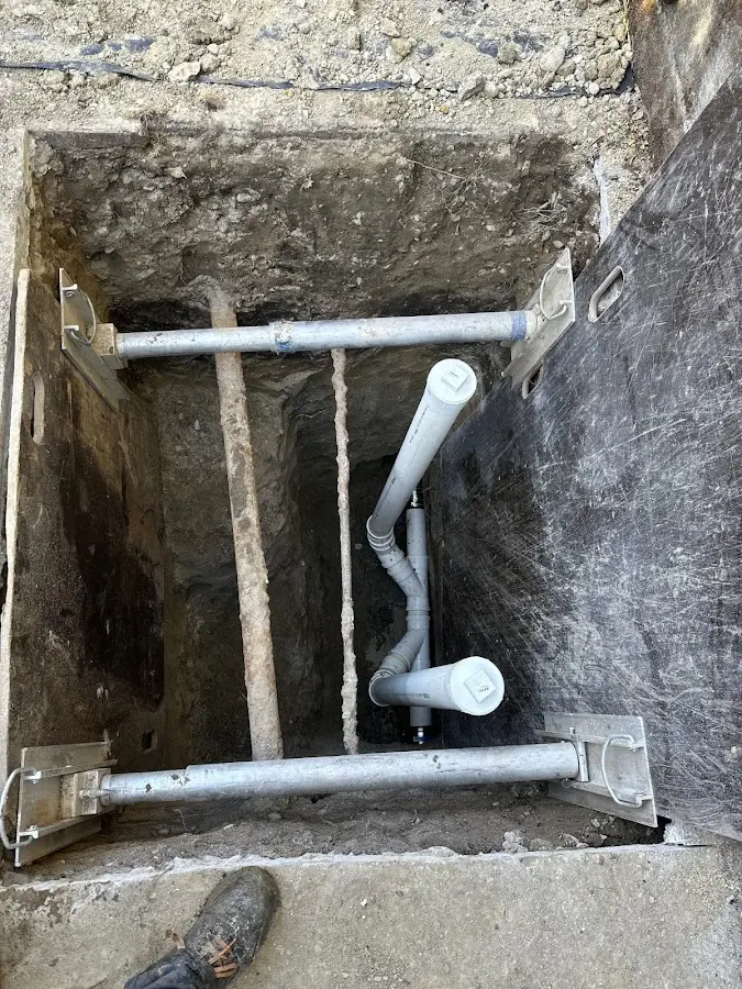 Experienced plumber completing Gas Line Repair work in Columbia